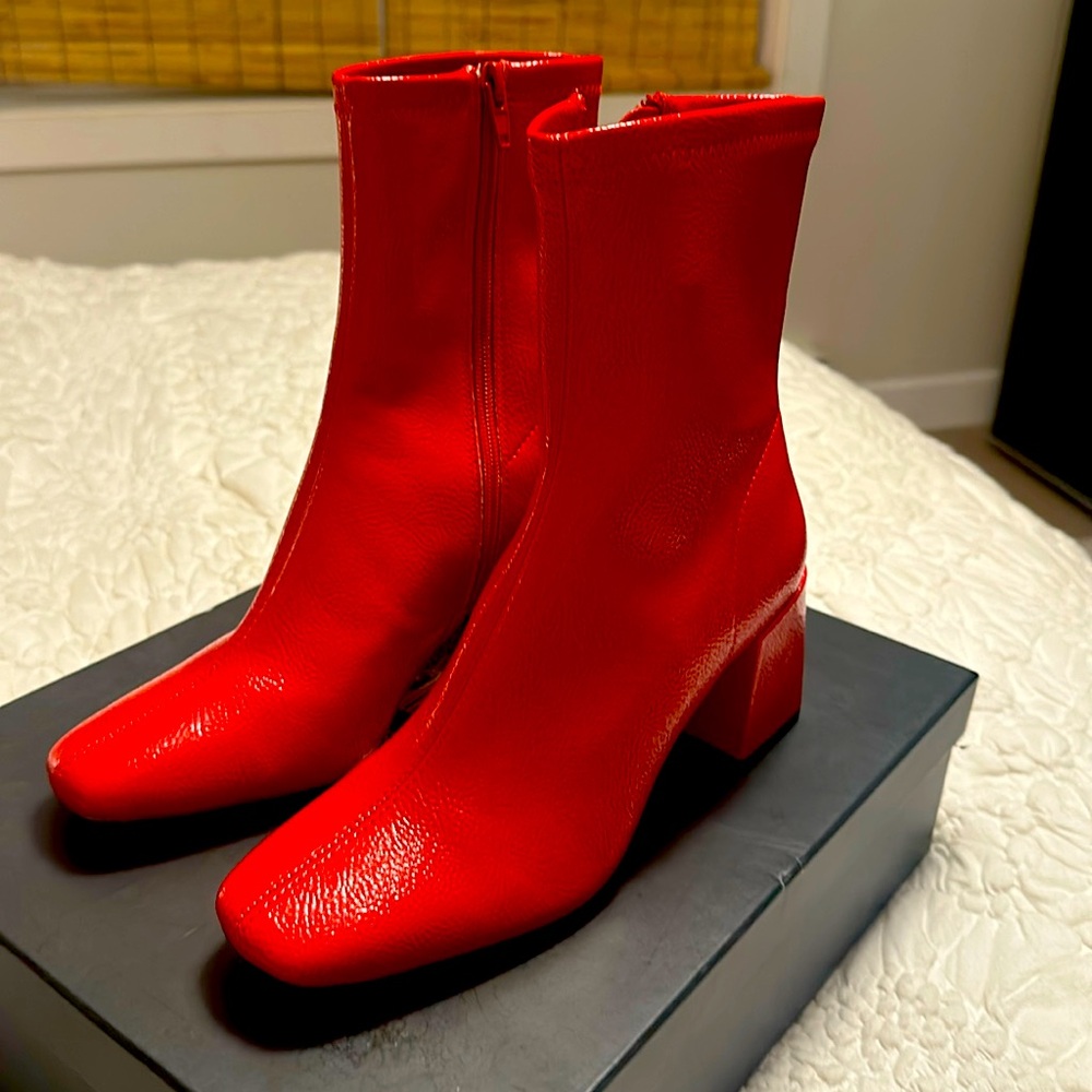 Silent D Red Boots